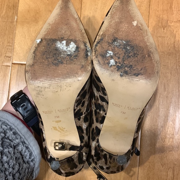 White House black market cheetah print heels - Picture 7 of 8